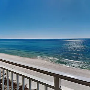  Apartment Emerald Beach 1032